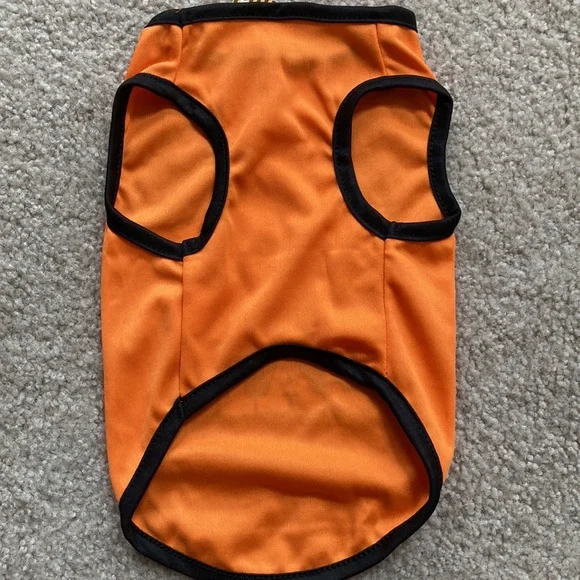 🎃 Halloween cute shirt size Med NWT - Picture 3 of 3